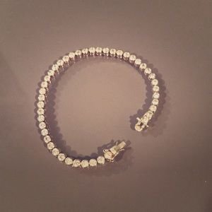 ✨Sterling silver glam crystal bracelet ✨